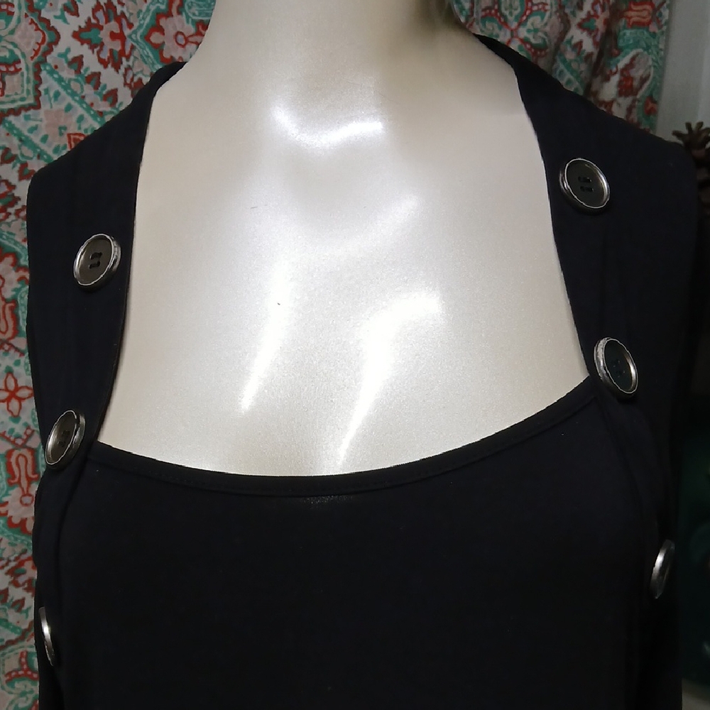 PattyBoutik Black Square Neck Top with Button Accents, Size M - Picture 3 of 12